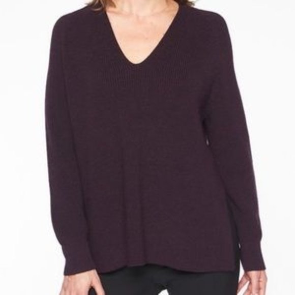 Athleta Switchback Burgundy Oversized Wool V-Neck Chinky Knit Sweater Size Small - Picture 1 of 10